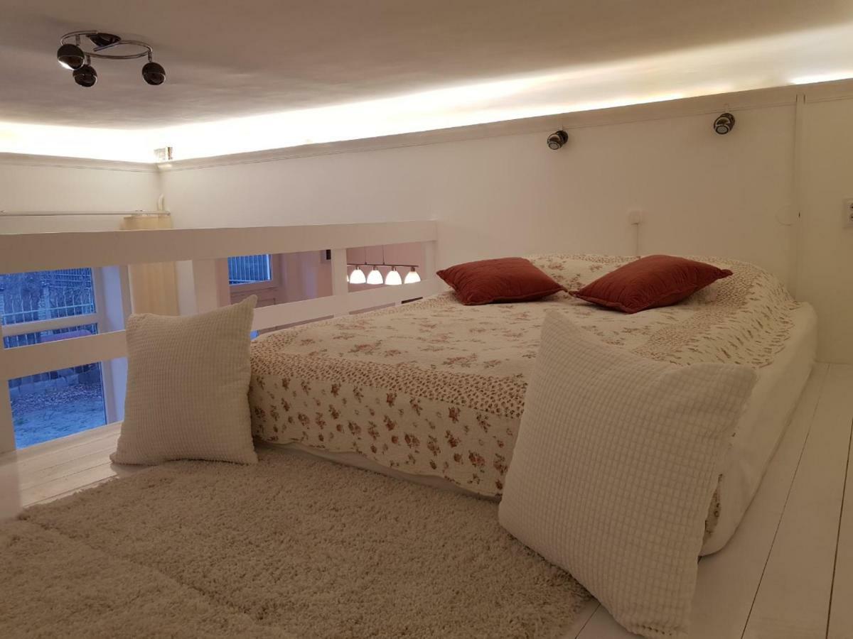 Brand New Garden Flat / Free Parking דירה